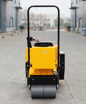 20KN Fuerza excitante 70HZ Frecuencia de vibración Roller de carretera diésel para necesidades de compactación