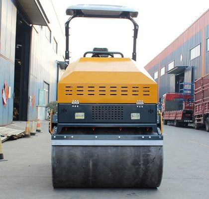 425 mm de diámetro de tambor 3T Compactor de rodillos de tambor doble para la compactación del suelo