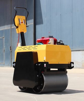 Diámetro del tambor de 425 mm Pequeño tambor doble de 0,5 toneladas rodante diesel compactador de asfalto