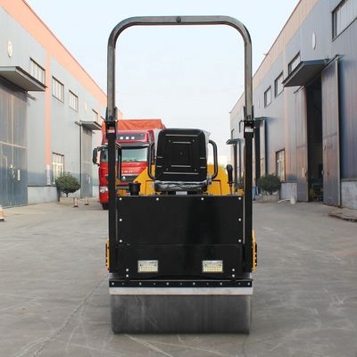 2Compactor industrial hidráulico pequeño de.0 toneladas para rodillos de doble tambor vibratorios
