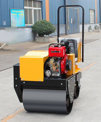 Compactor de rodillos con doble tambor para el compactaje de asfalto en suelo