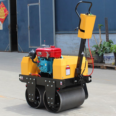 0.5 toneladas de mini rodillo manual compacto con velocidad de 0-4 km/h y bomba hidráulica Danfoss