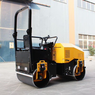 2 toneladas de rodillo vibratorio para la compactación del asfalto del suelo a una frecuencia de excitación de 70 Hz