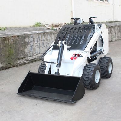 Velocidad de trabajo de 0 a 6 km/h Mini cargador de dirección de patinaje con motor EPA y carga nominal de 1000 kg