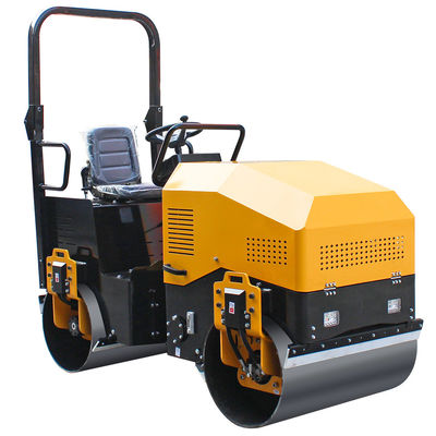 28.5 kw YL1100 2,5 toneladas de maquinaria de construcción rodillo de carretera con modelo de rociado de agua