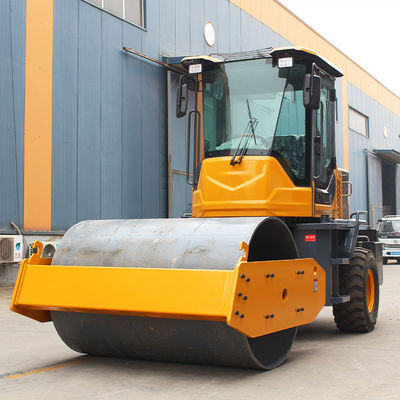 Compactor de rodillos vibratorios de fuerza excitante tándem de 120KN para la compactación precisa de asfalto