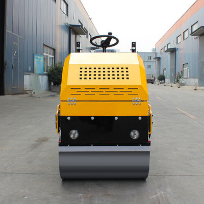 Rollo compactador pequeño con doble tambor con capacidad de tanque de agua de 55L