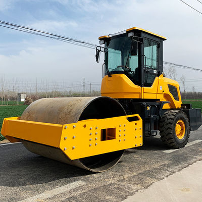 Compactor de tierra de acero de rodillo vibratorio de 8 toneladas con 1 competitivo