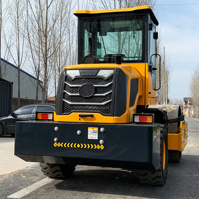 Compactor de tierra de acero de rodillo vibratorio de 8 toneladas con 1 competitivo