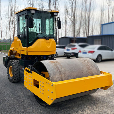 Máquina de compactación industrial para la construcción de carreteras con velocidad continuamente variable