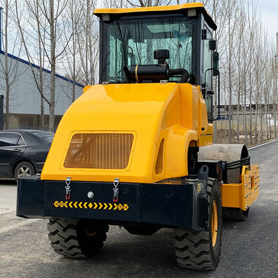 CHANGCHAI 6 toneladas de rodillo vibratorio autopropulsado con velocidad continuamente variable