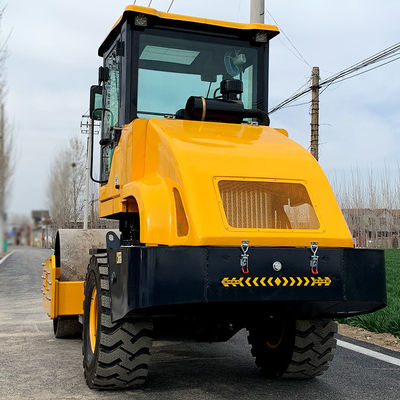 Compactor de rodillos de vibración de válvulas hidráulicas Kawasaki para proyecto de construcción