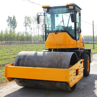 5000 kg 6000 kg Roller vibratorio de carretera con doble tambor y fuerza excitante de 100KN